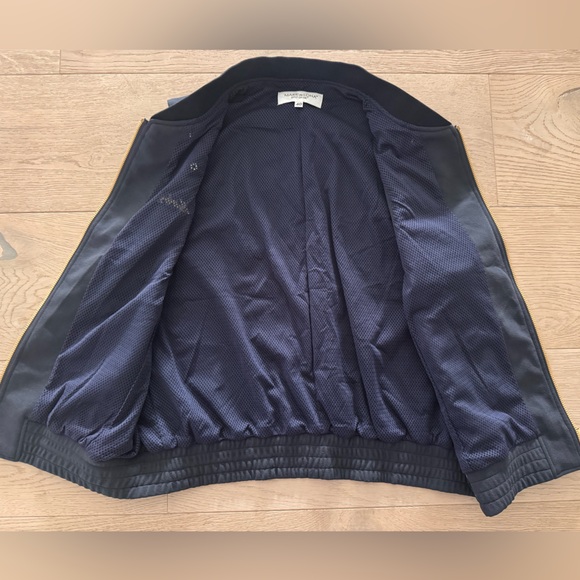 Woman’s Mark and Lona Blue with gold detail vest size 40 - Picture 7 of 7